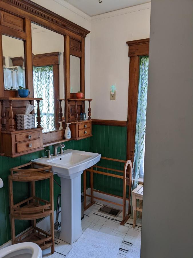 Bed and Breakfast The One Cat Brattleboro Exteriér fotografie